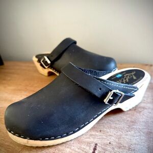 Lotta's From Stockholm Sweden Classic Clogs Mules Black Leather Women